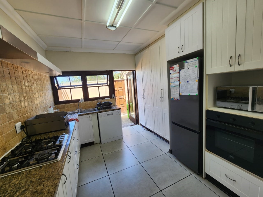 10 Bedroom Property for Sale in Wilderness Central Western Cape